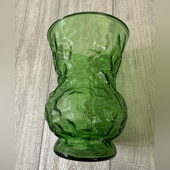 Vintage EO Brody Bright Green Indiana Glass Bouquet Vase 1970’s - Picture 3 of 9